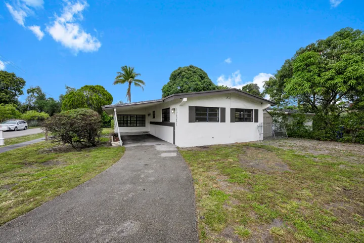 17551 NE 5th Ave North Miami 00001