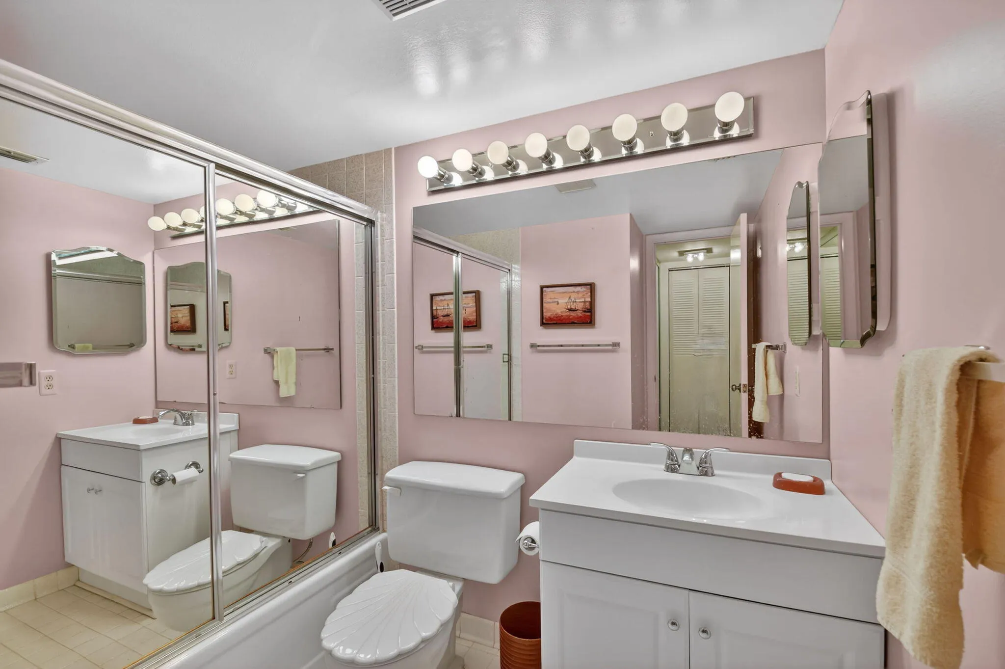 2nd bathroom