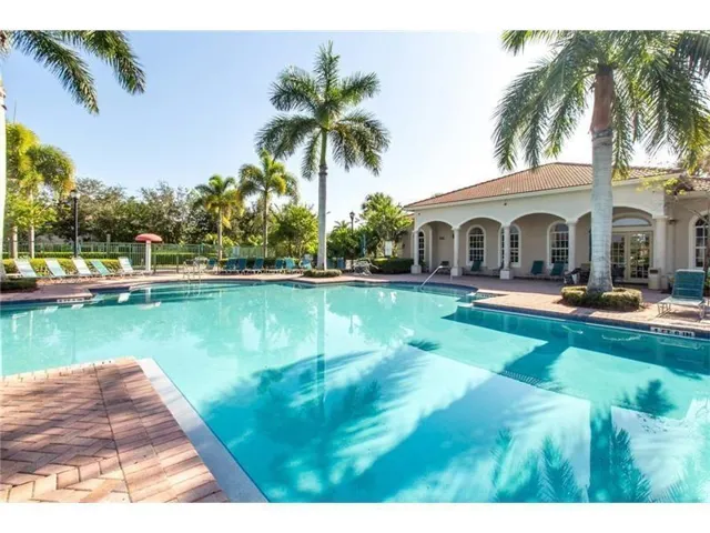 6760 hakan pool