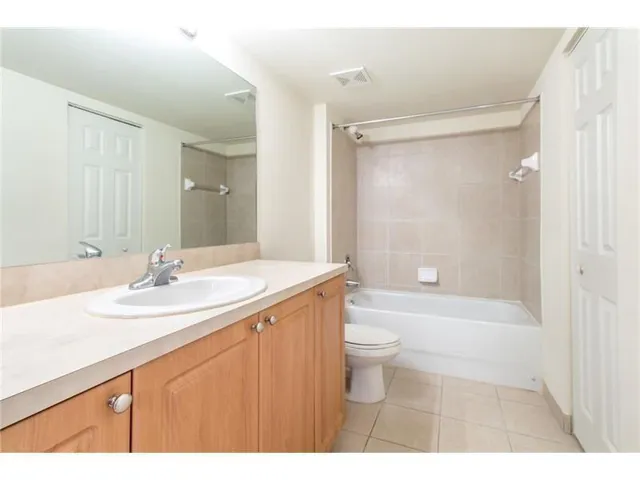 6760 hakan bathroom