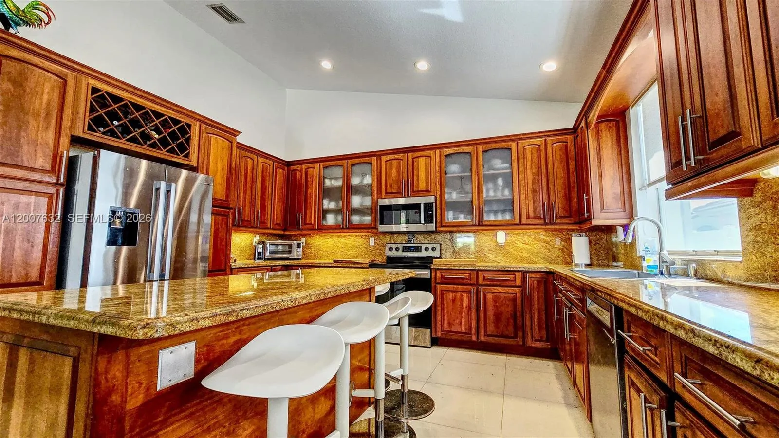 Kitchen 2