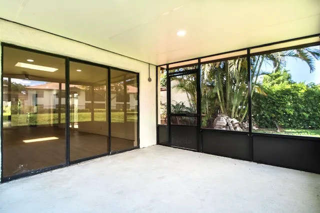 5430 PATIO 2