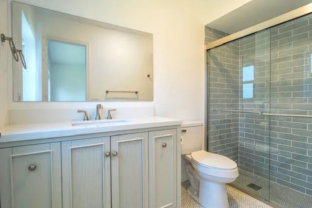 5430 MASTER BATHROOM
