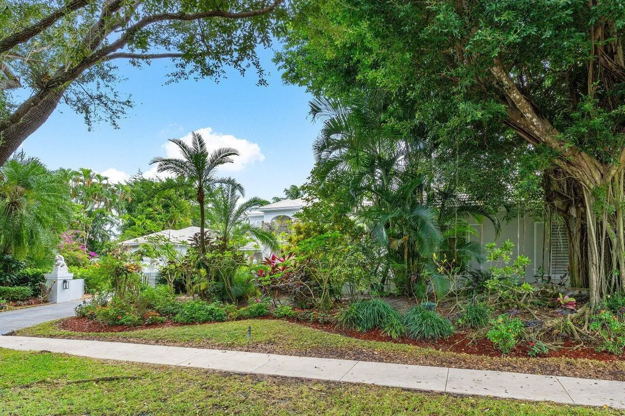 002-2540FairwayIslandDrive-Wellington-FL