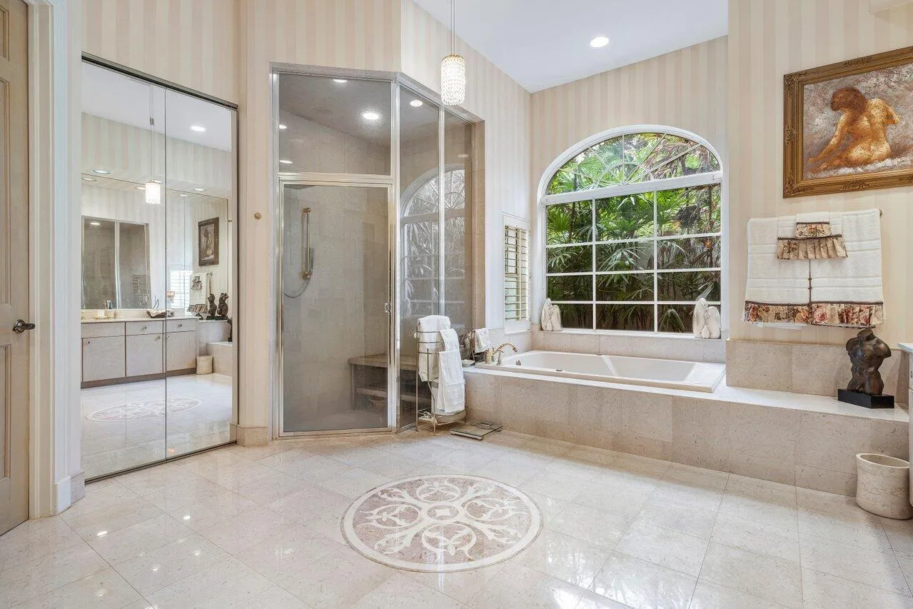 027-2540FairwayIslandDrive-Wellington-FL