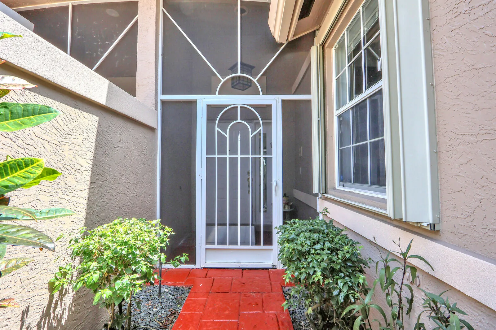 Entry way