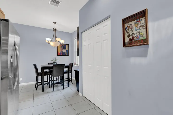 Breakfast area