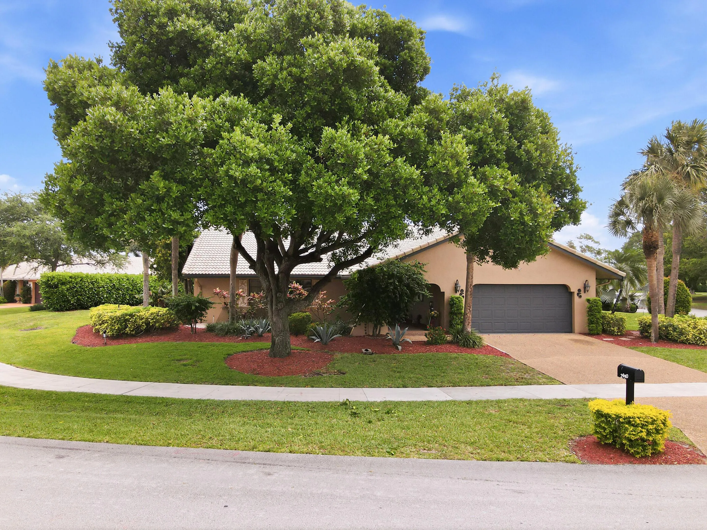 Property photo 38