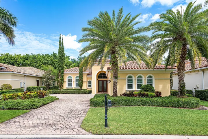 003-12121SunnydaleDrive-Wellington-FL-33