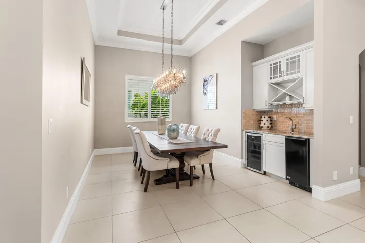 008-12121SunnydaleDrive-Wellington-FL-33