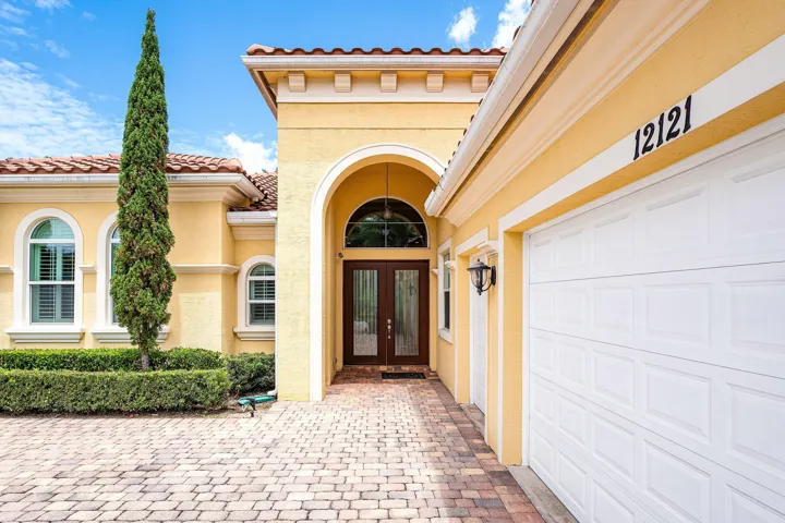 004-12121SunnydaleDrive-Wellington-FL-33