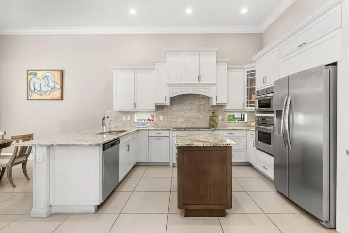010-12121SunnydaleDrive-Wellington-FL-33