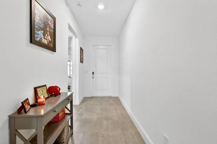 09-foyer