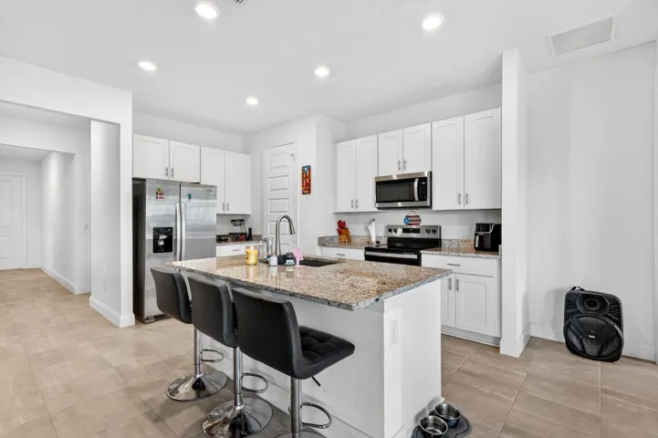 13-kitchen-island