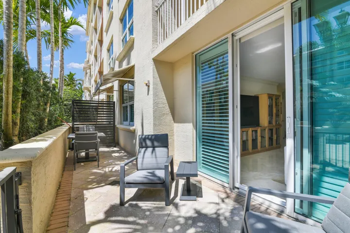 Relax, lounge or just relax in the comfort of privacy