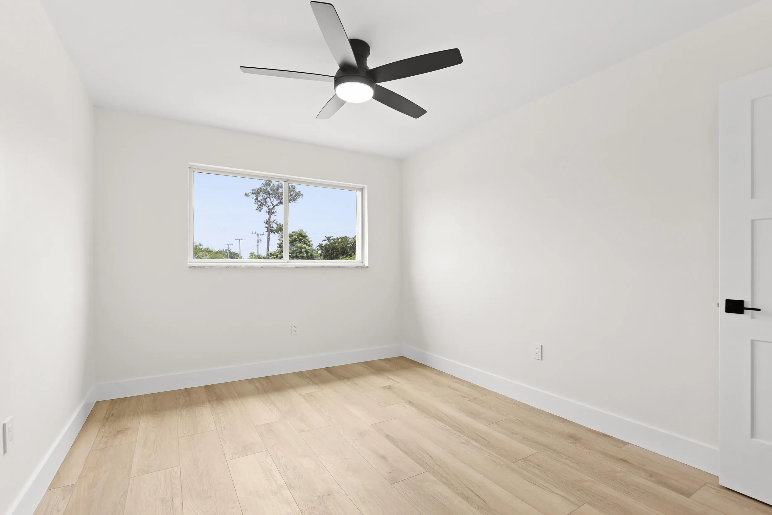 Bedroom 4 (downstairs)