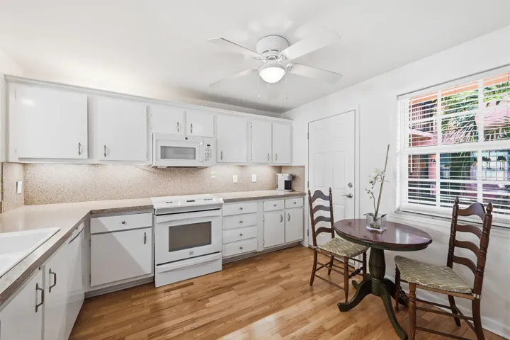 Open Kitchen