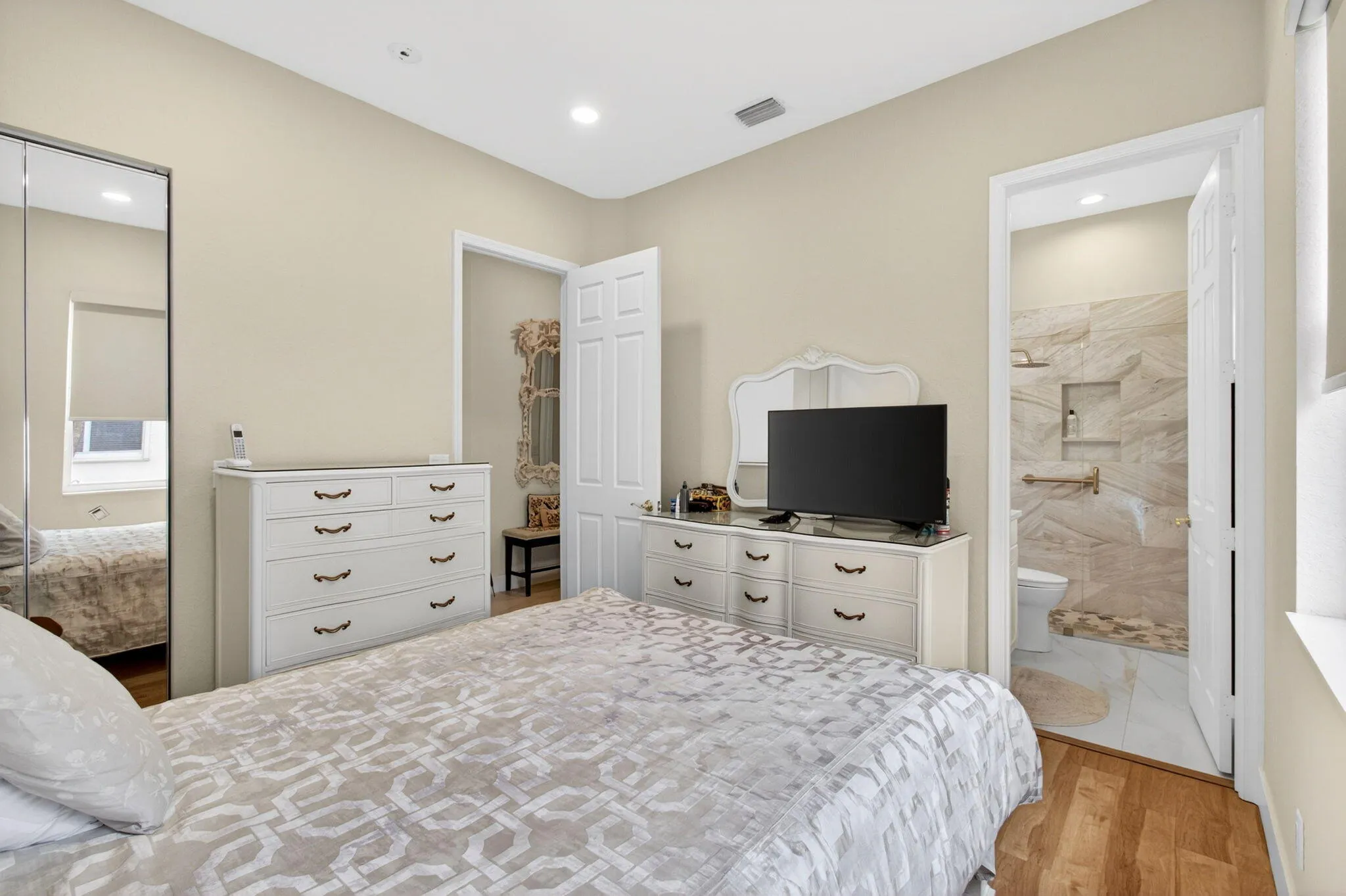 En Suite Guest Room