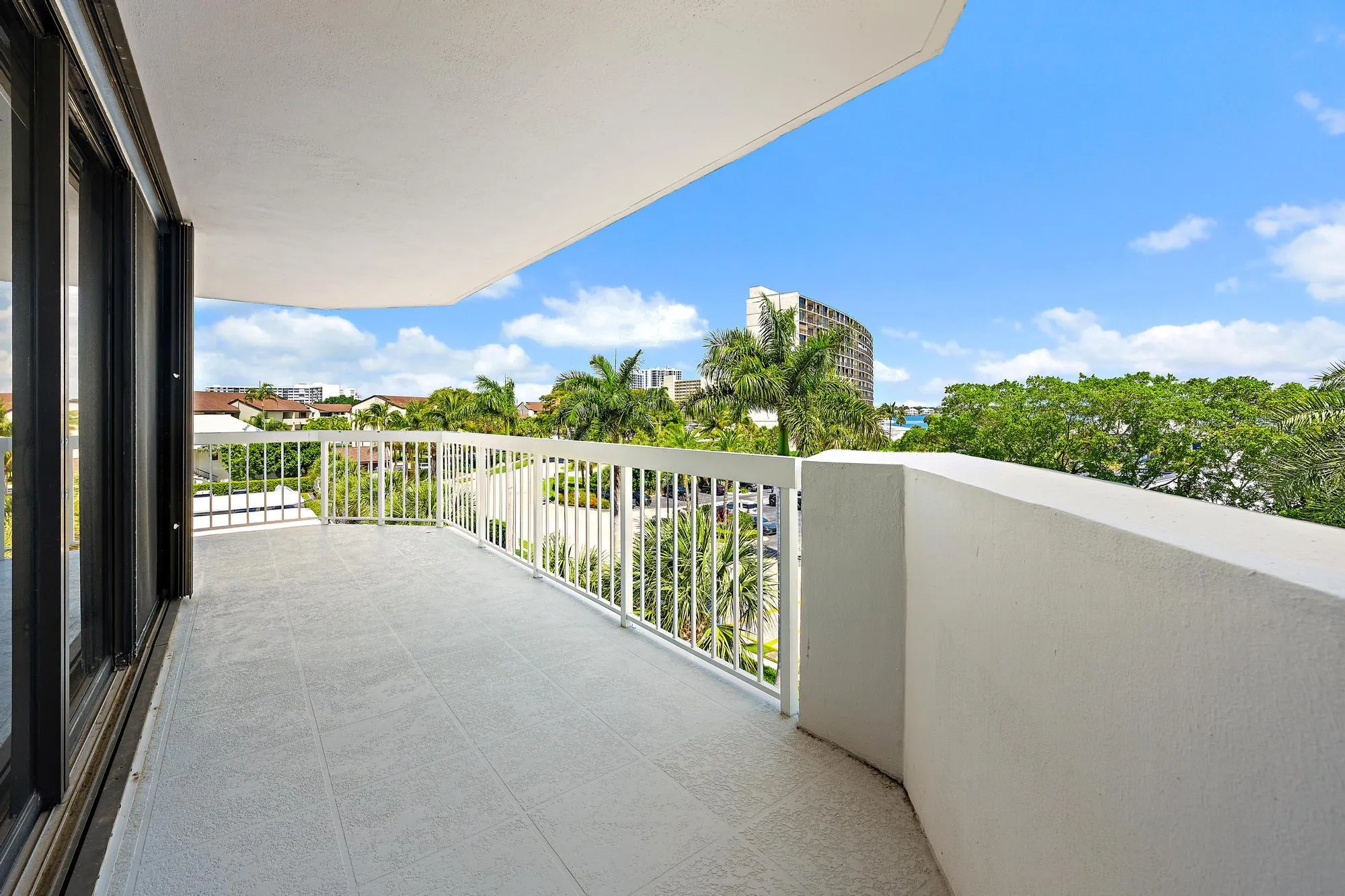 Wrap Around Balcony
