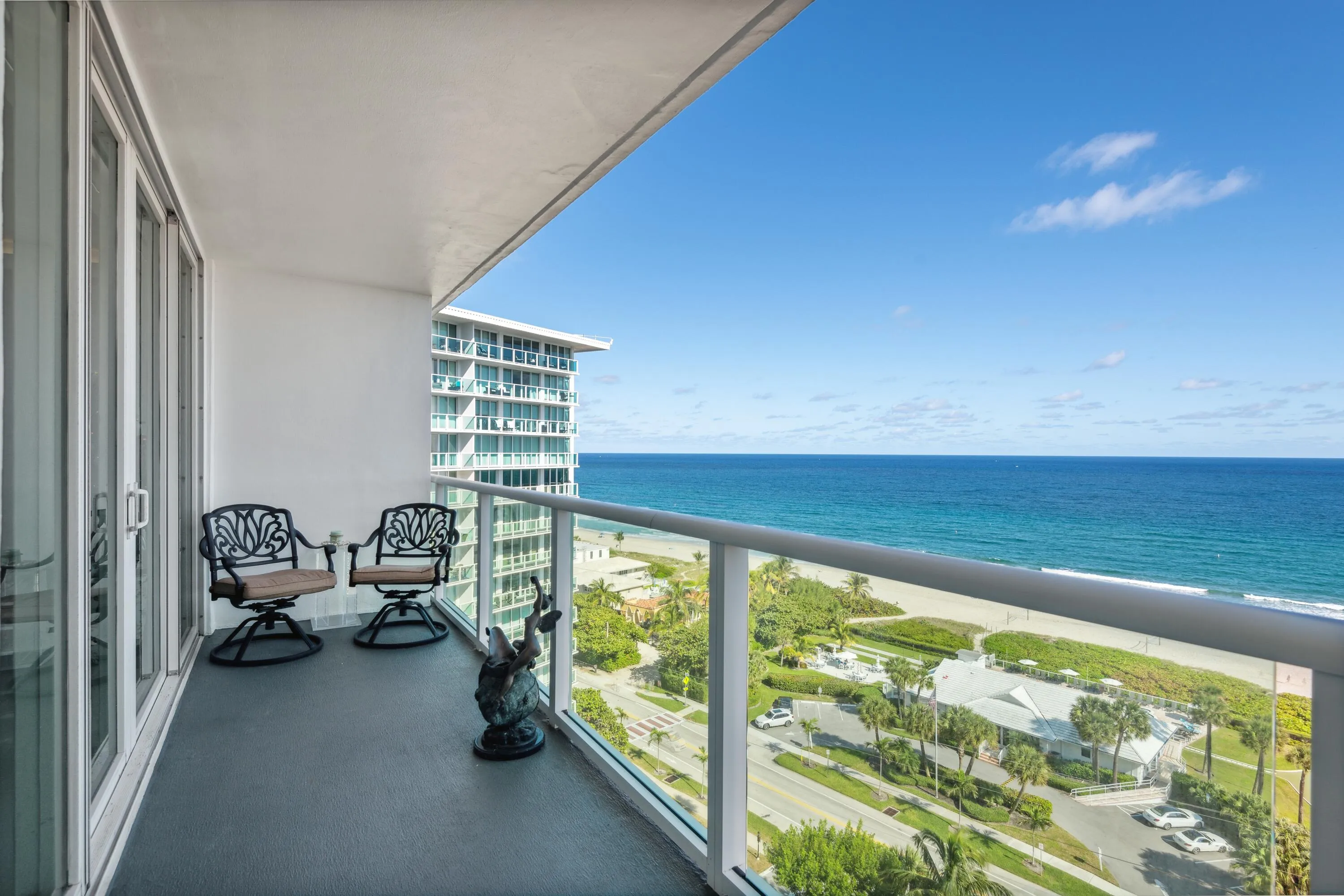 07_333-NE-21st-Ave-1508_Balcony_Print