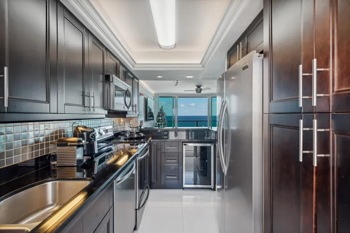 08_333-NE-21st-Ave-1508_Kitchen_Print