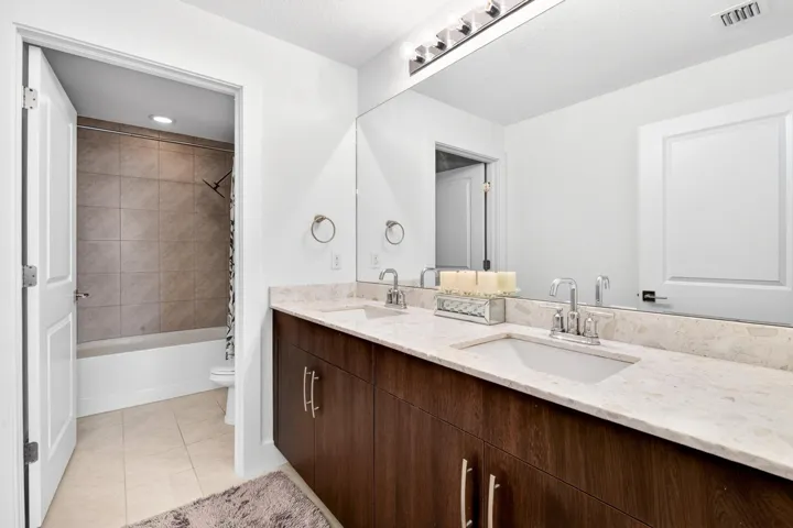 2ND BATH UPSTAIRS