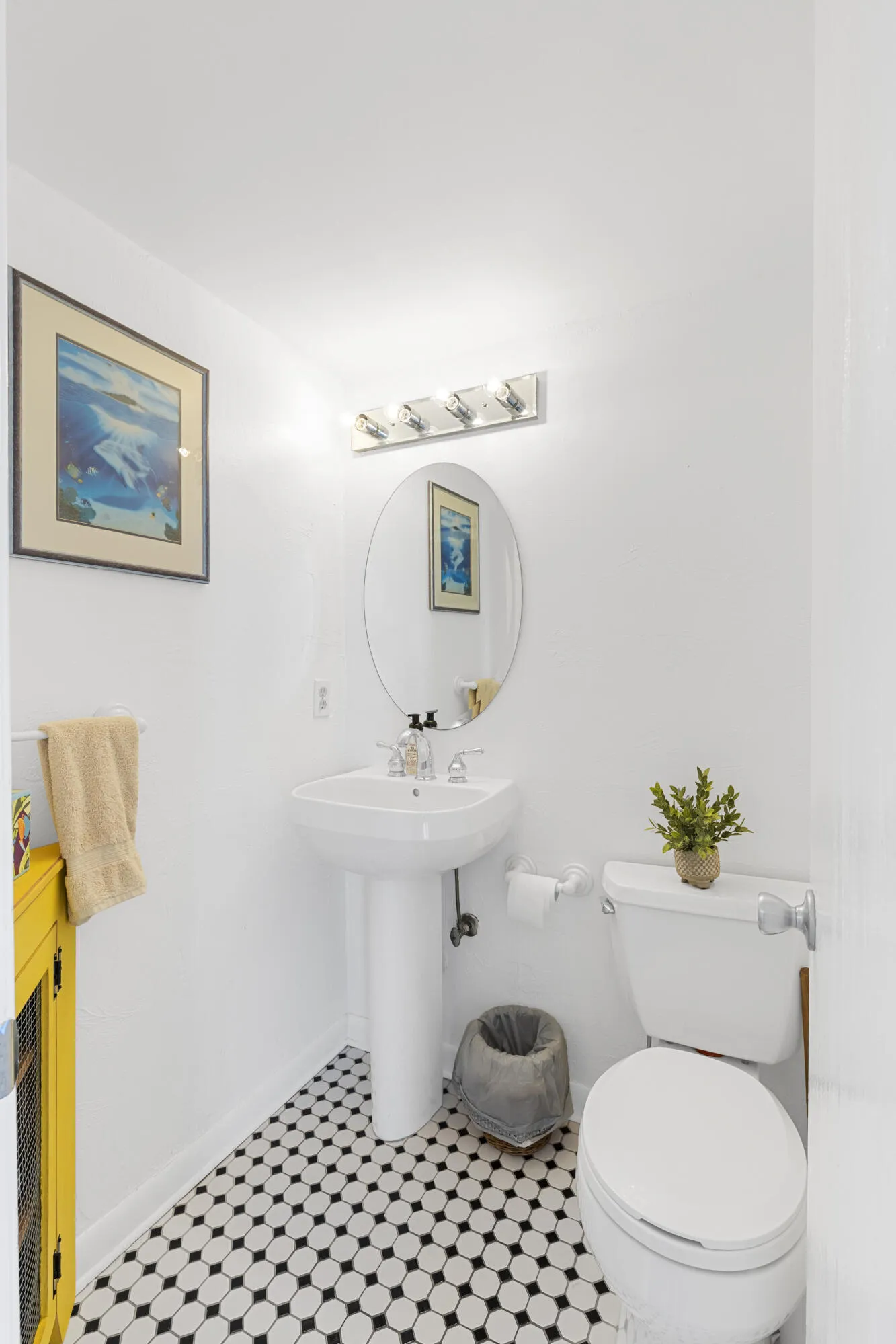 Half Bath for optimal privacy for visiting guests