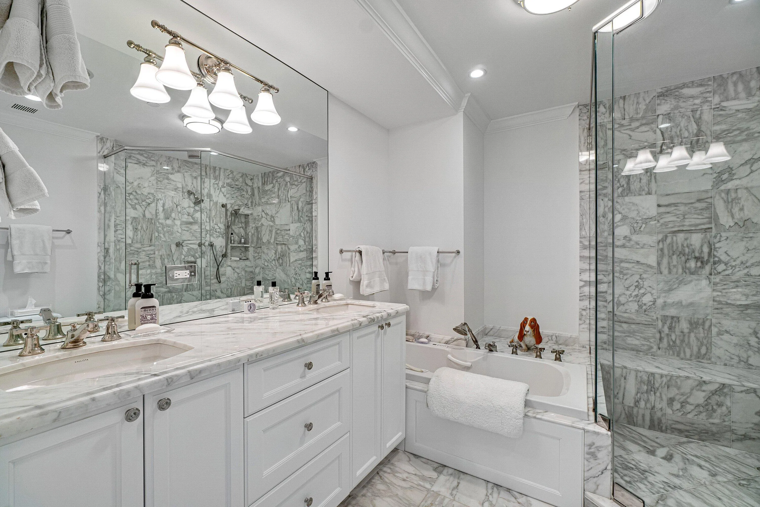 029-150BradleyPlace-203-PalmBeach-FL-334
