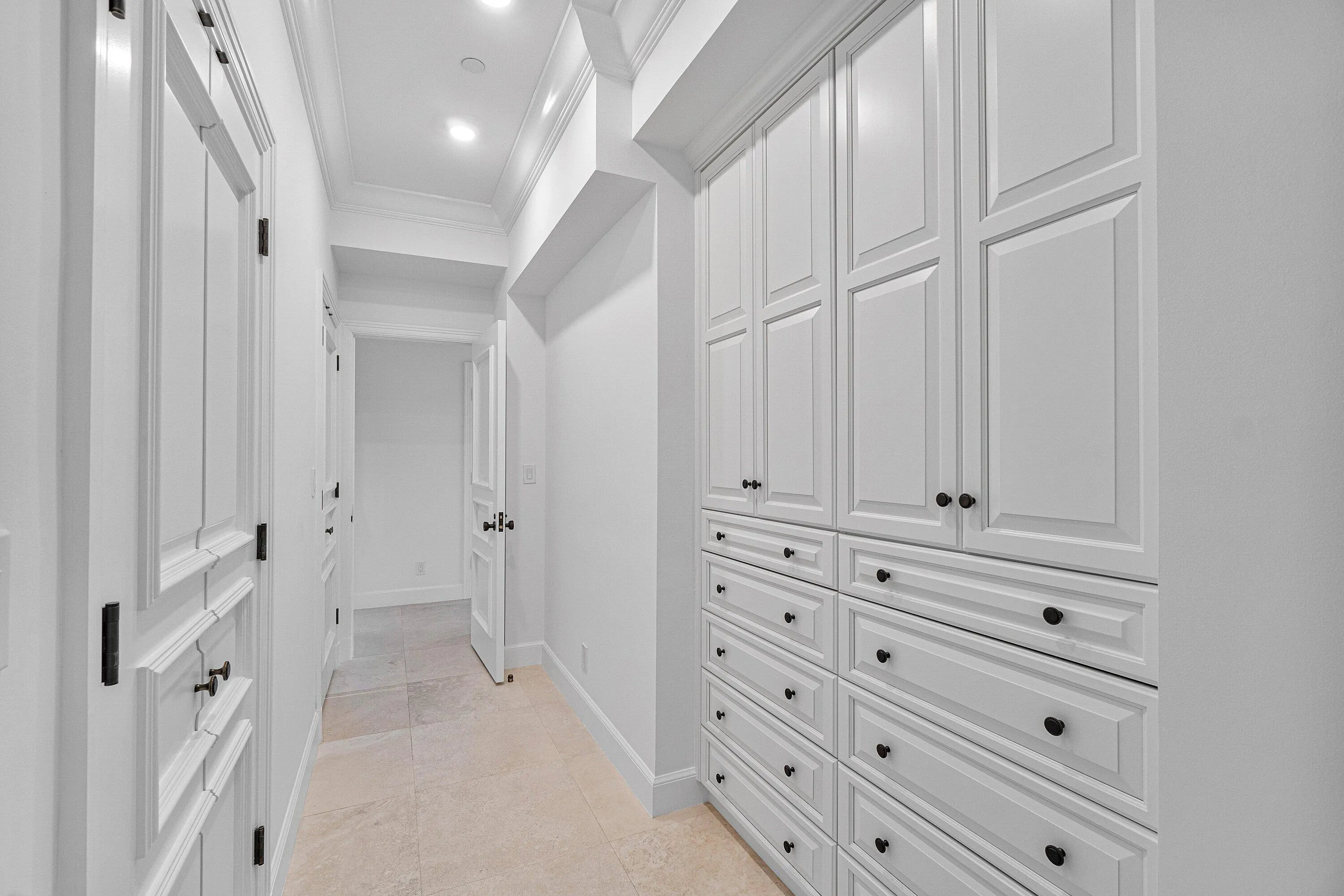 033-150BradleyPlace-203-PalmBeach-FL-334