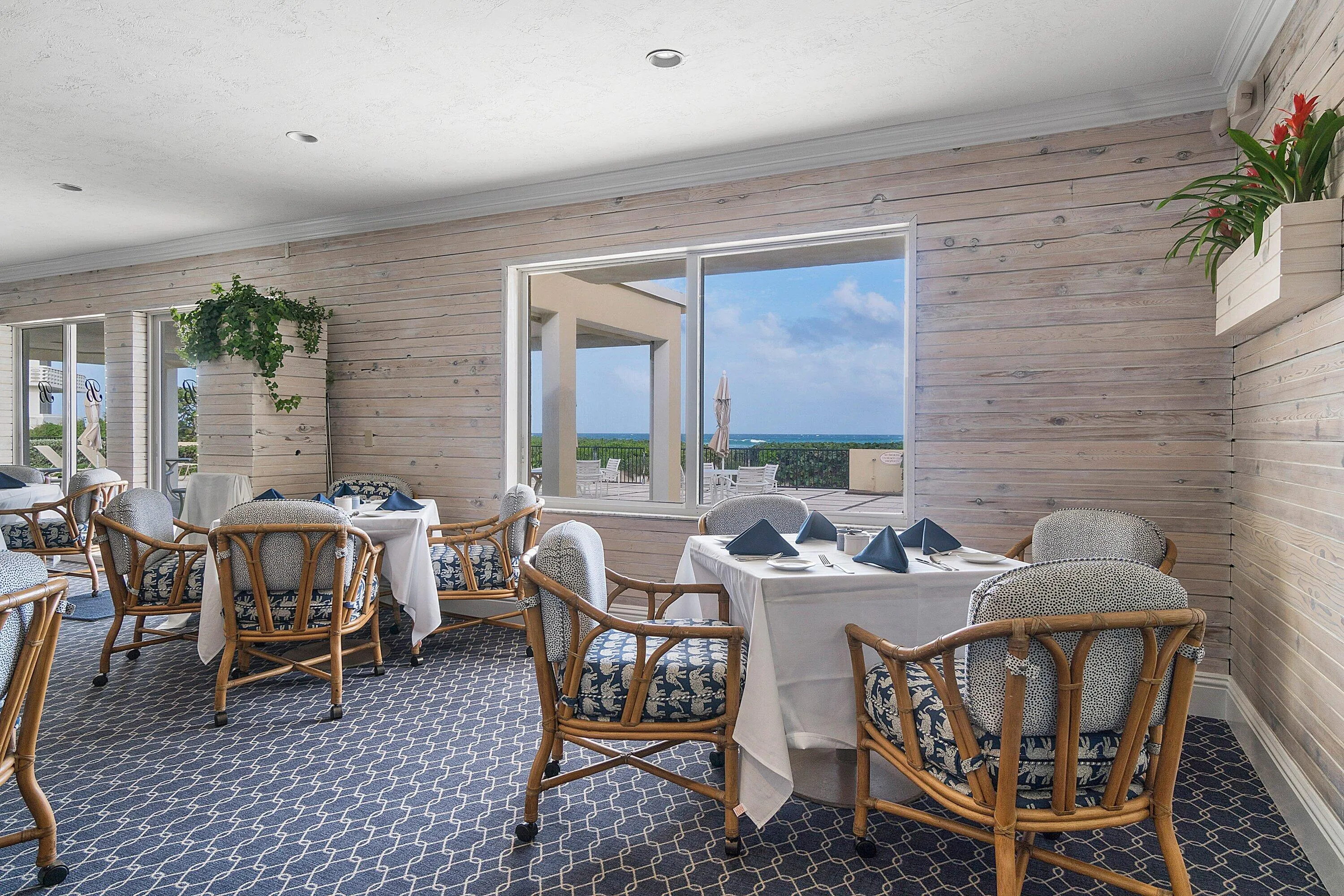 007-150BradleyPlace-203-PalmBeach-FL-334