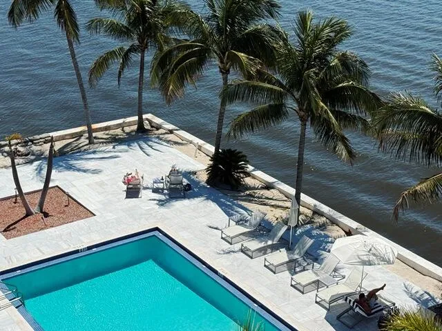View / Pool