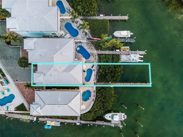 Approximate property line