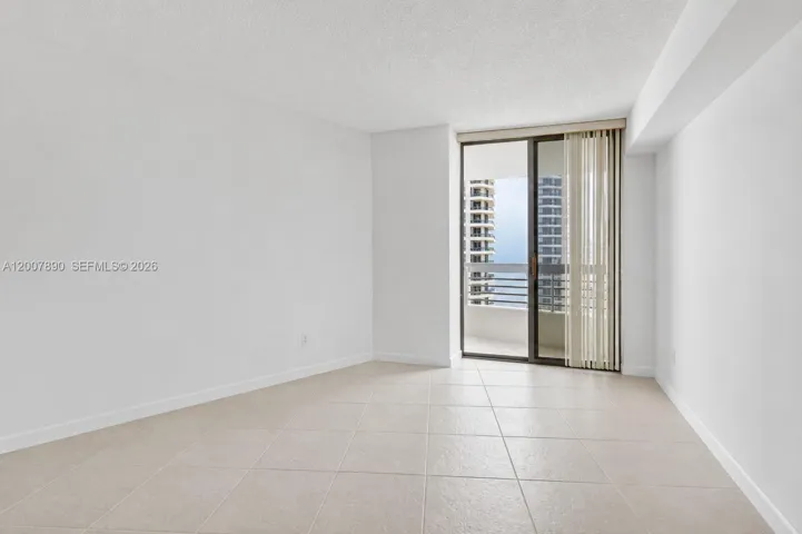 Space digitally cleaned to show actual area