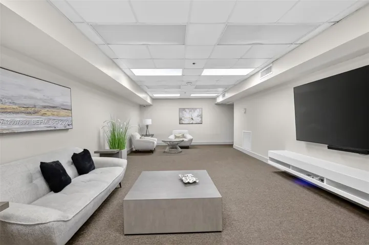 Resident's TV Lounge