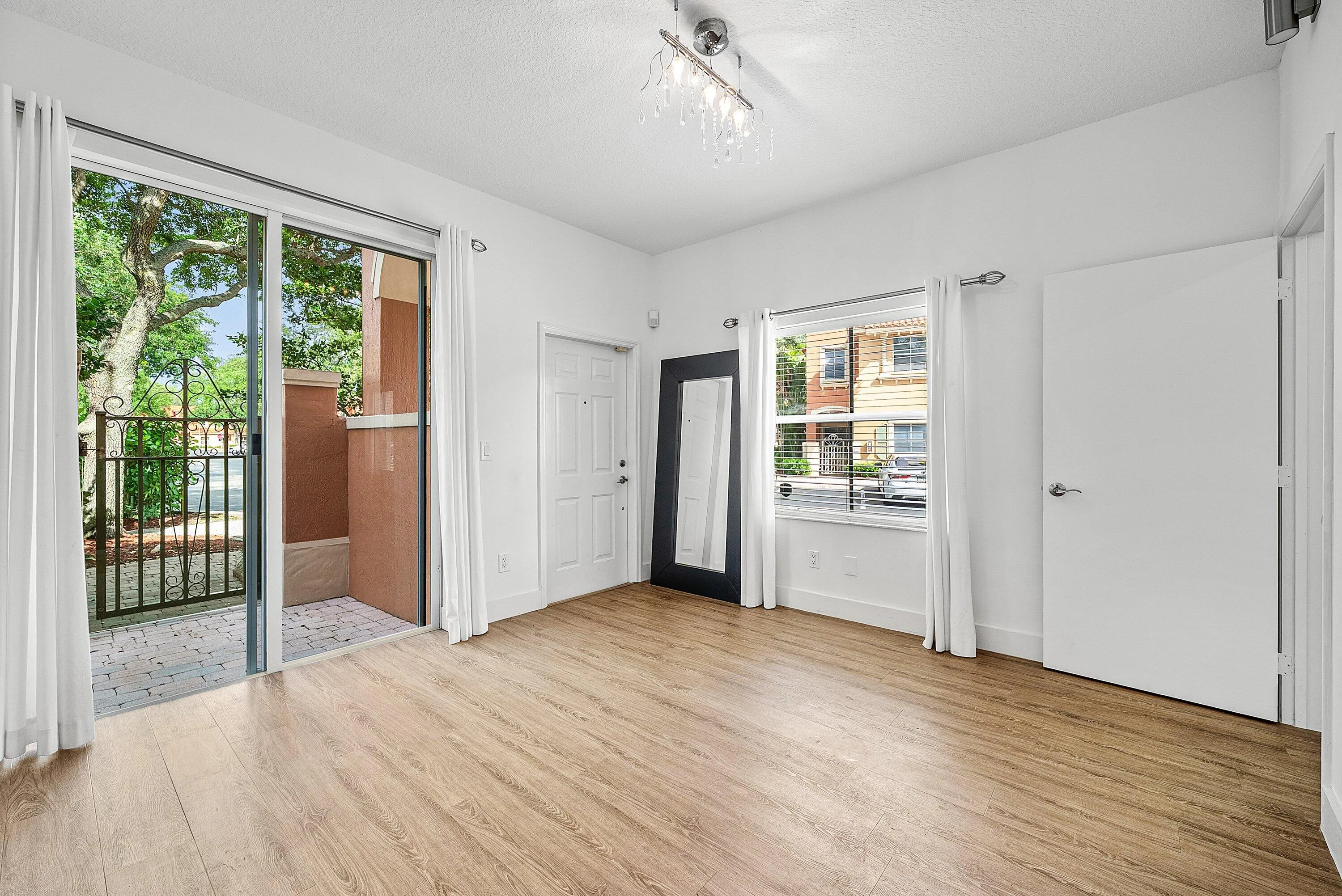 007-2280AnchorCourt-2606-FortLauderdale-