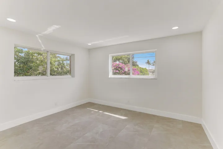 NE 29th Ave-036