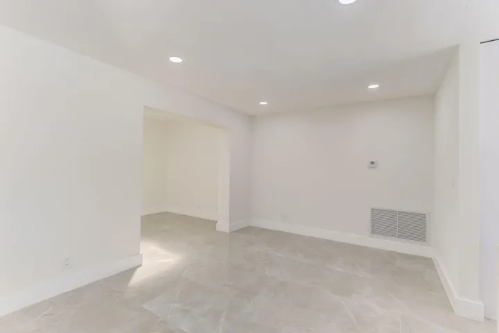 NE 29th Ave-055