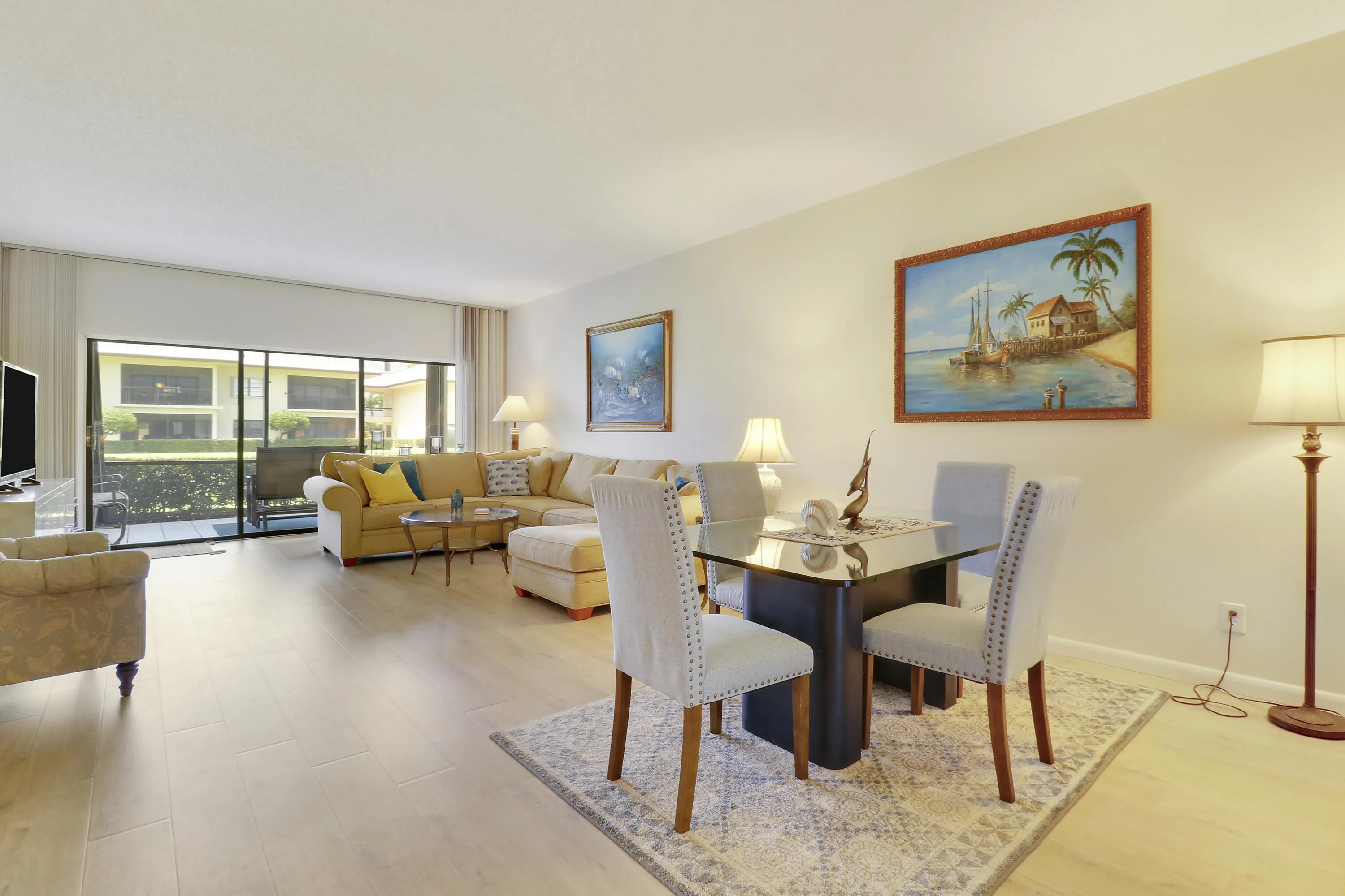 Living Dining