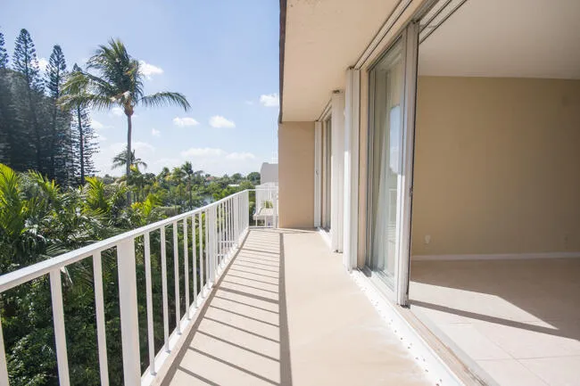 Large Balcony