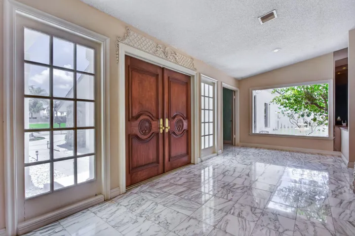 Entrance Foyer