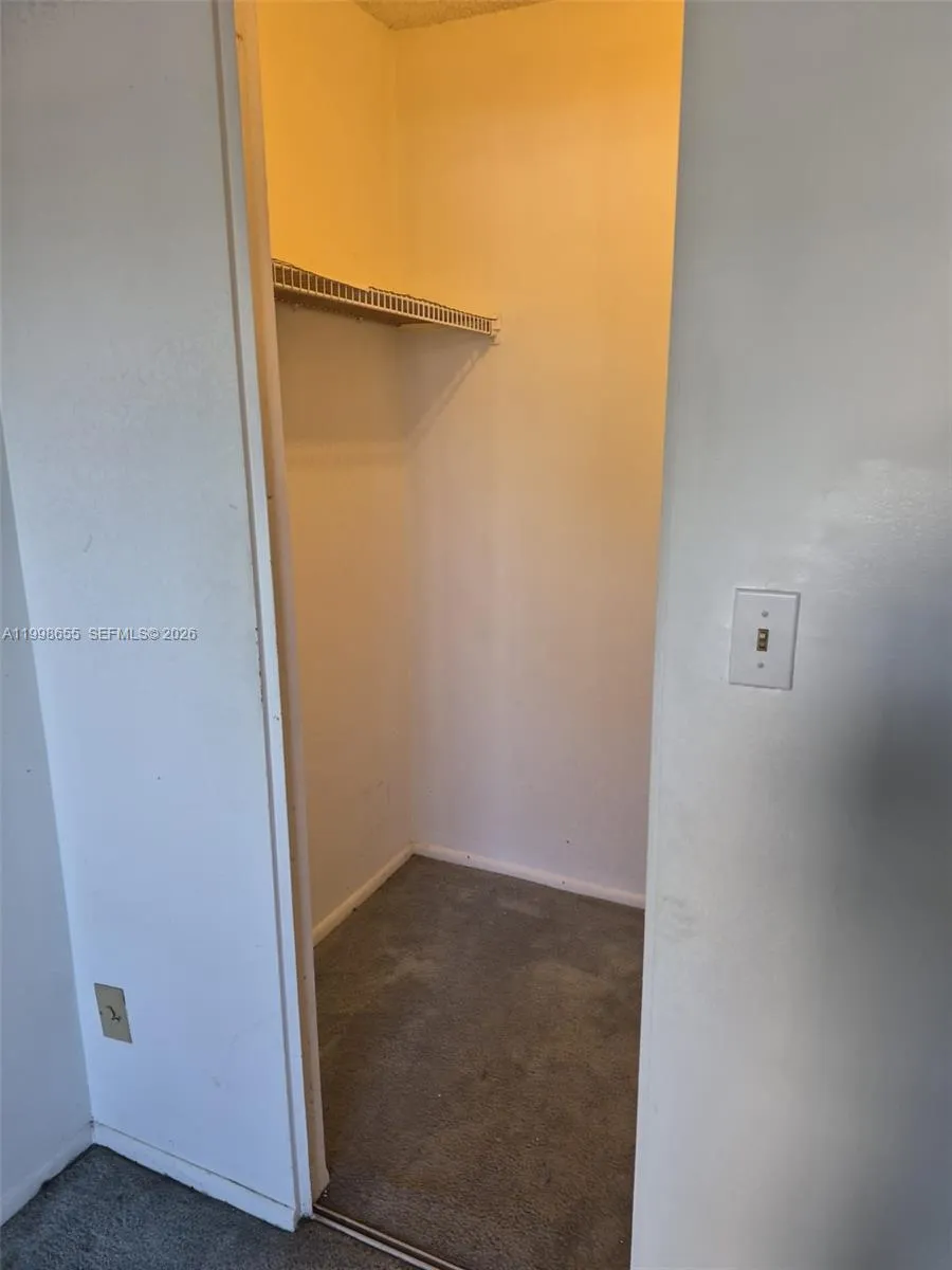 Photo 34