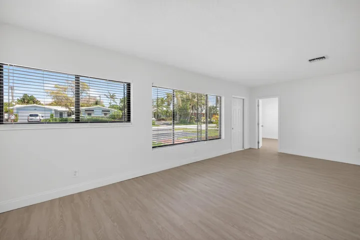 22-web-or-mls-699A9209