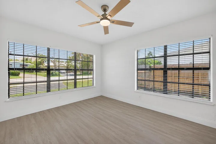 32-web-or-mls-699A9274