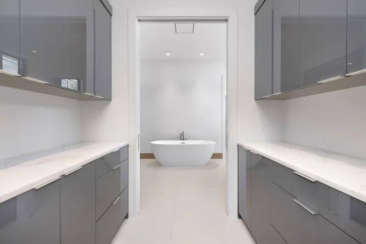 1ST FLOOR VIP SUITE