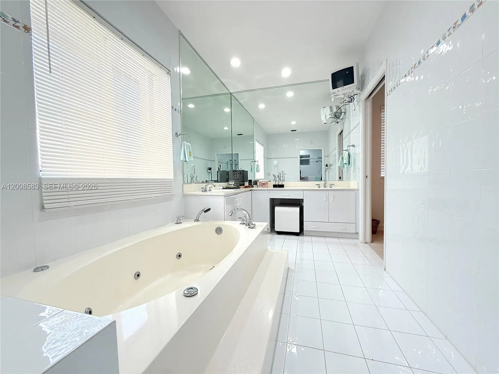 Property photo 54