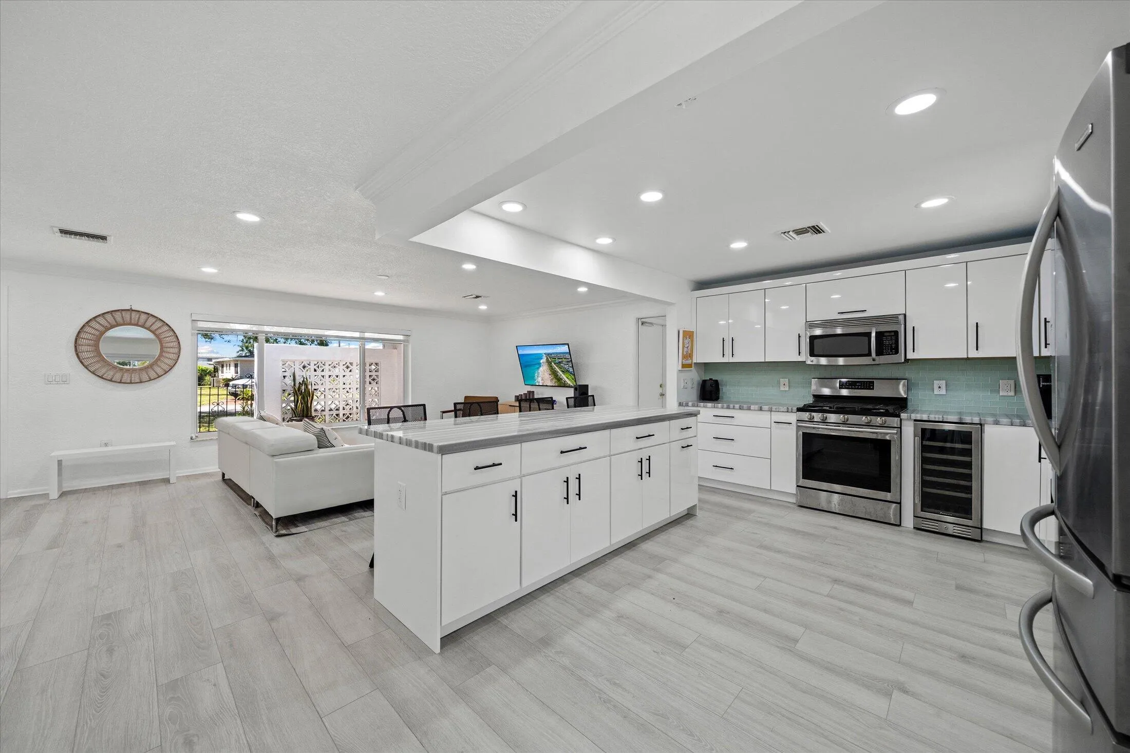 12-421 SW 18th St, Pompano Beach-29