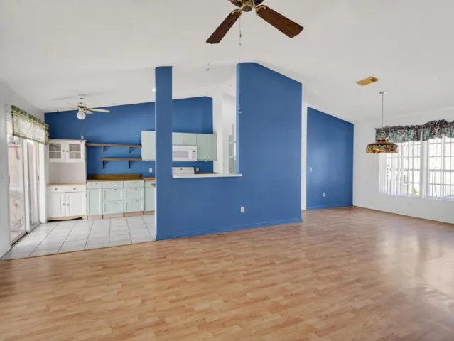 P1146446