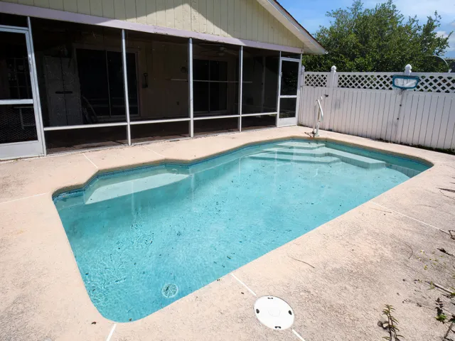 P1146466