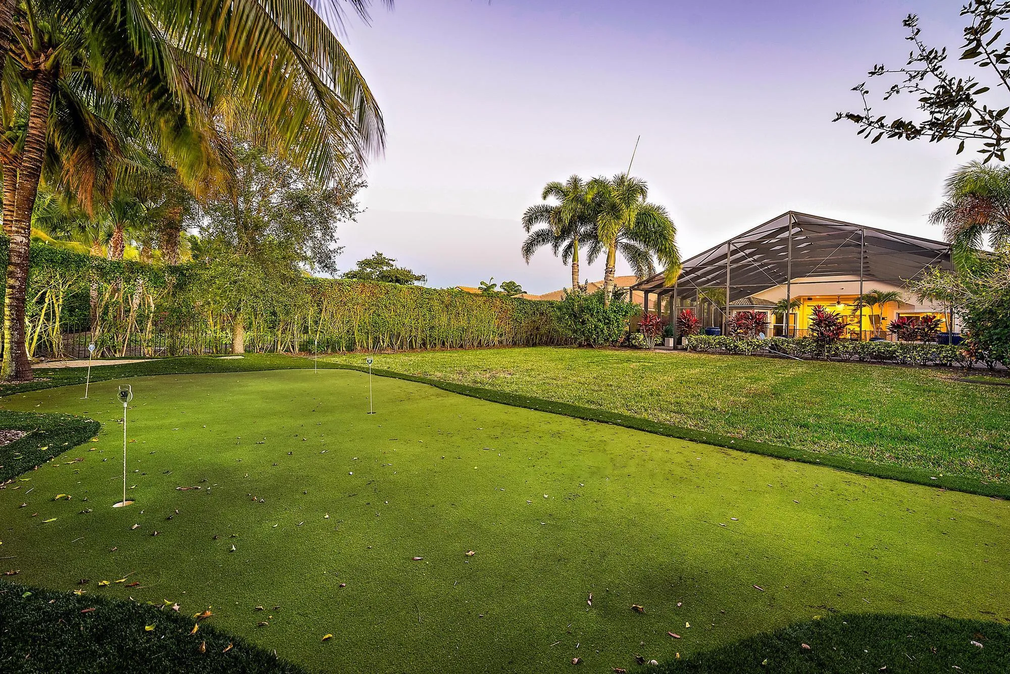 Private putting green