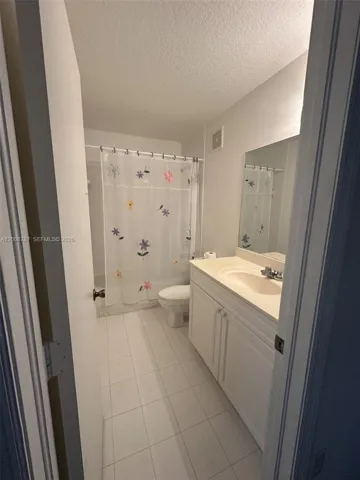Second bath upstairs